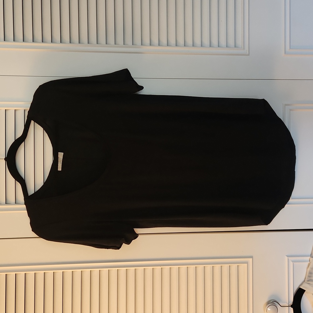 Babaton scoop neck tshirt, black, size XS